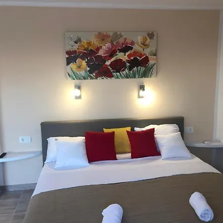 Apartment Alfa *